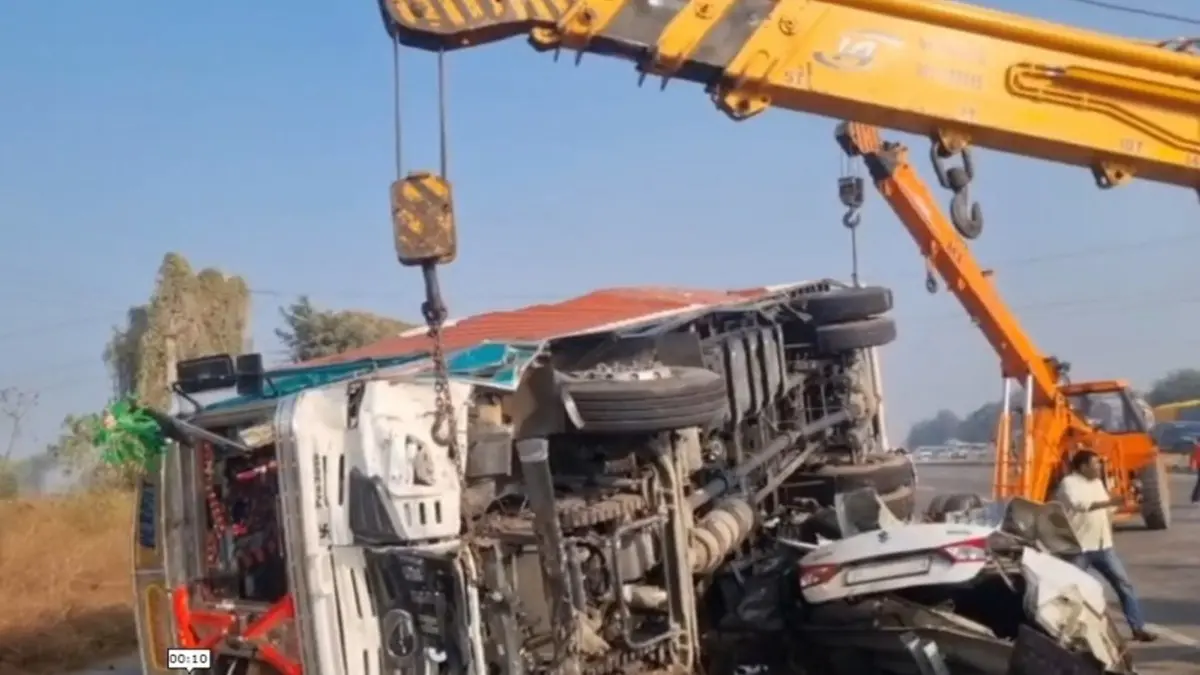 4 killed, Several Injured After Truck Rams Car and Bike in Haryana's Karnal