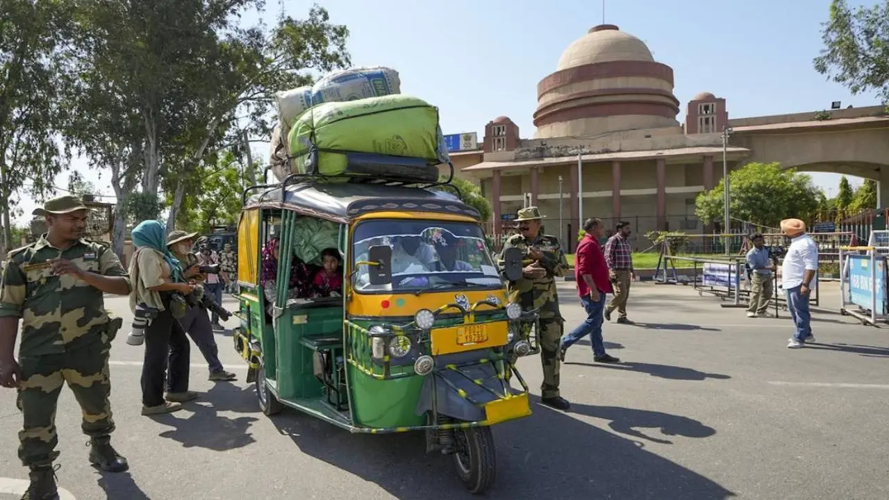 460 Pakistanis left India