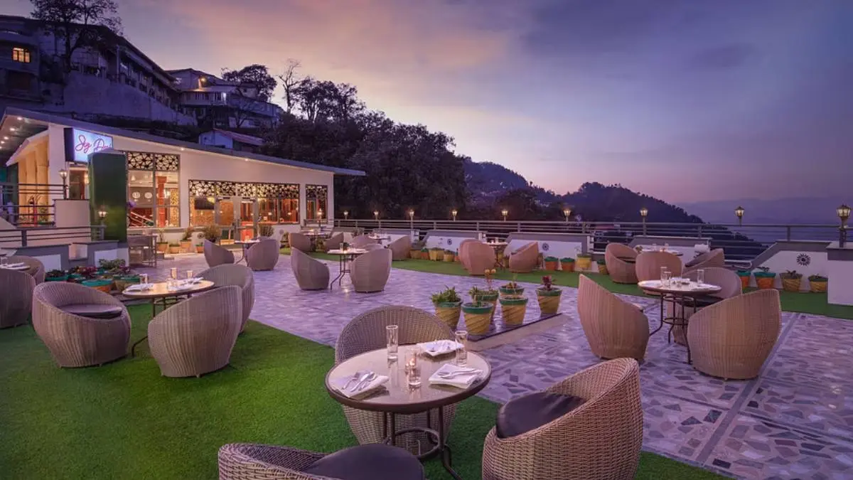 5 Stays in Mussoorie Under ₹5,000 for a Perfect Summer Getaway 5 Stays in Mussoorie Under ₹5,000 for a Perfect Summer Getaway