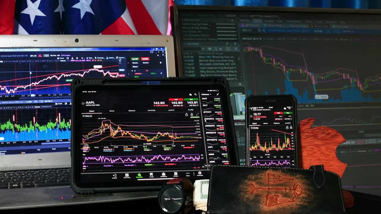 Why Market Is Down Today: Top 5 Factors Every Investor Should Know 5 triggers of market downturn