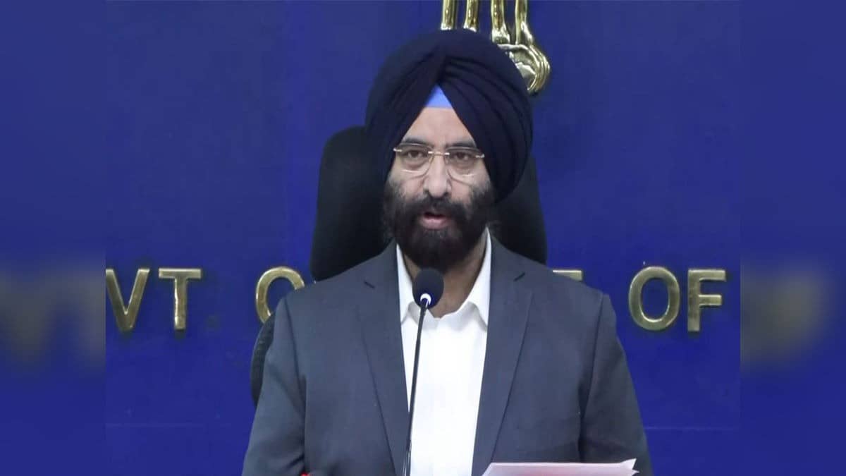 612 Industries Face Closure Action: Delhi Minister Warns Of Further Crackdown On Violators During GRAP-IV