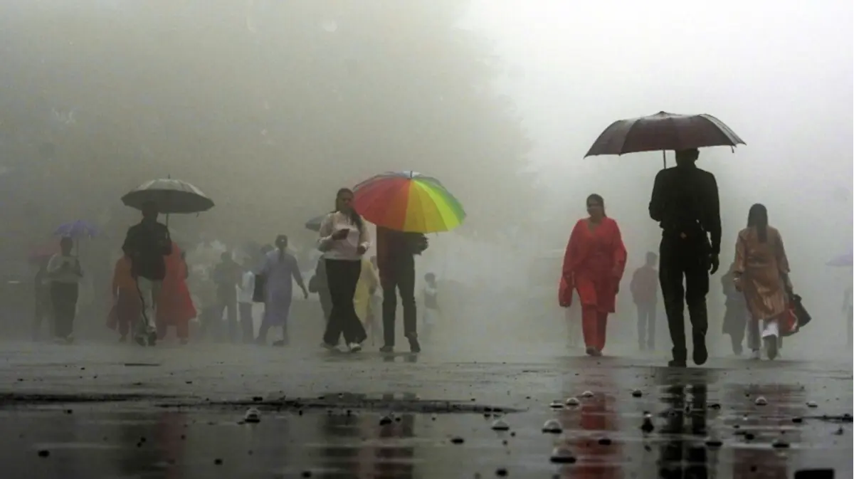 Orange Alert in Himachal: Thunderstorms, Hailstorm Hit 4 Districts, IMD Warns of More