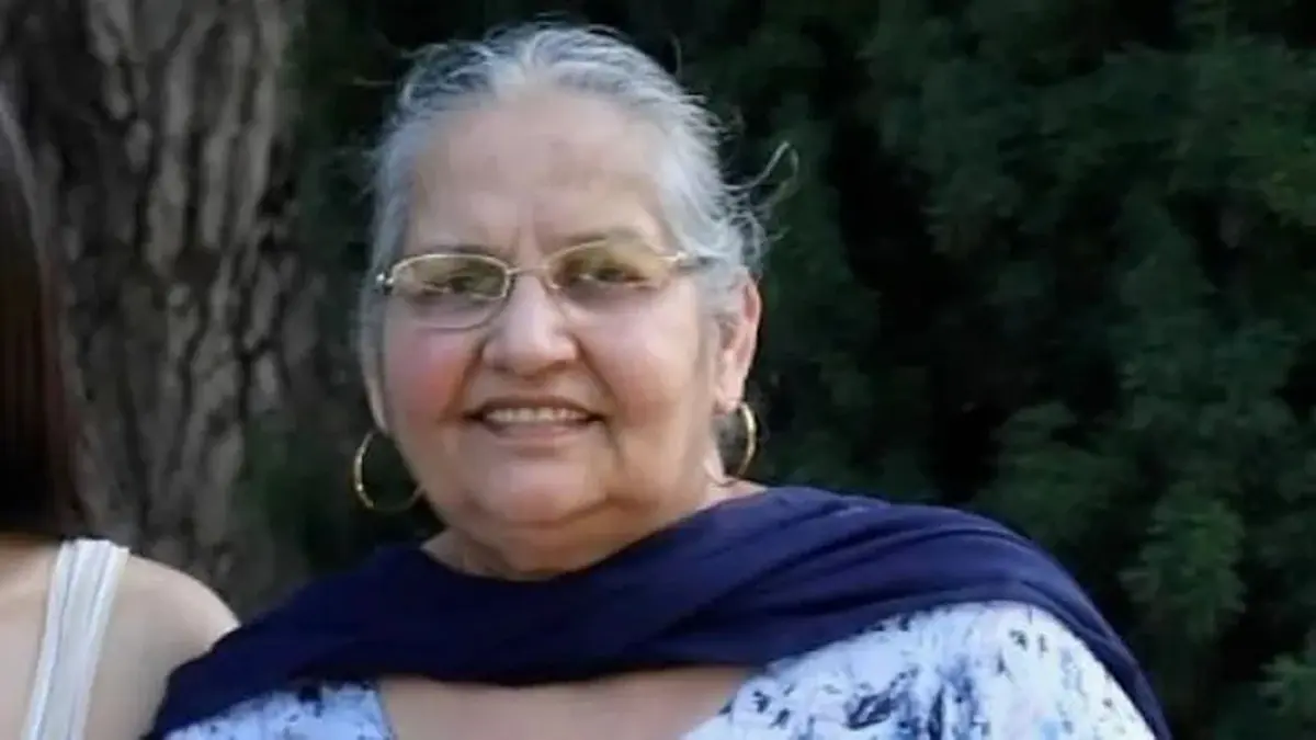 73-Yr-Old Sikh Grandmother Handcuffed, Deported From So Called 'Leader Of Free World' America 73-Yr-Old Sikh Grandmother Handcuffed, Deported From So Called 'Leader Of Free World' America