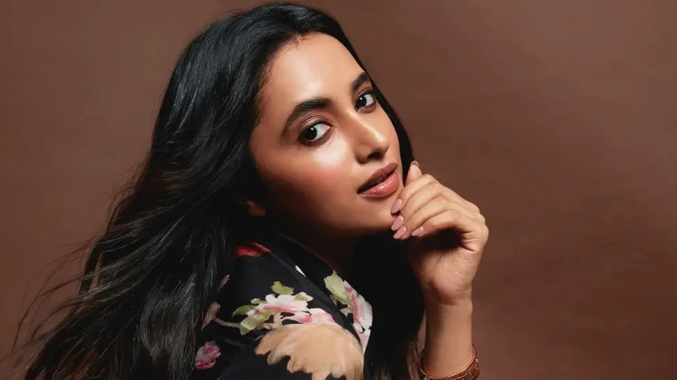 Saripodhaa Sanivaaram Actress Priyanka Mohan Rebukes Fan For Stalking Her | WATCH A file photo of Priyanka Mohan