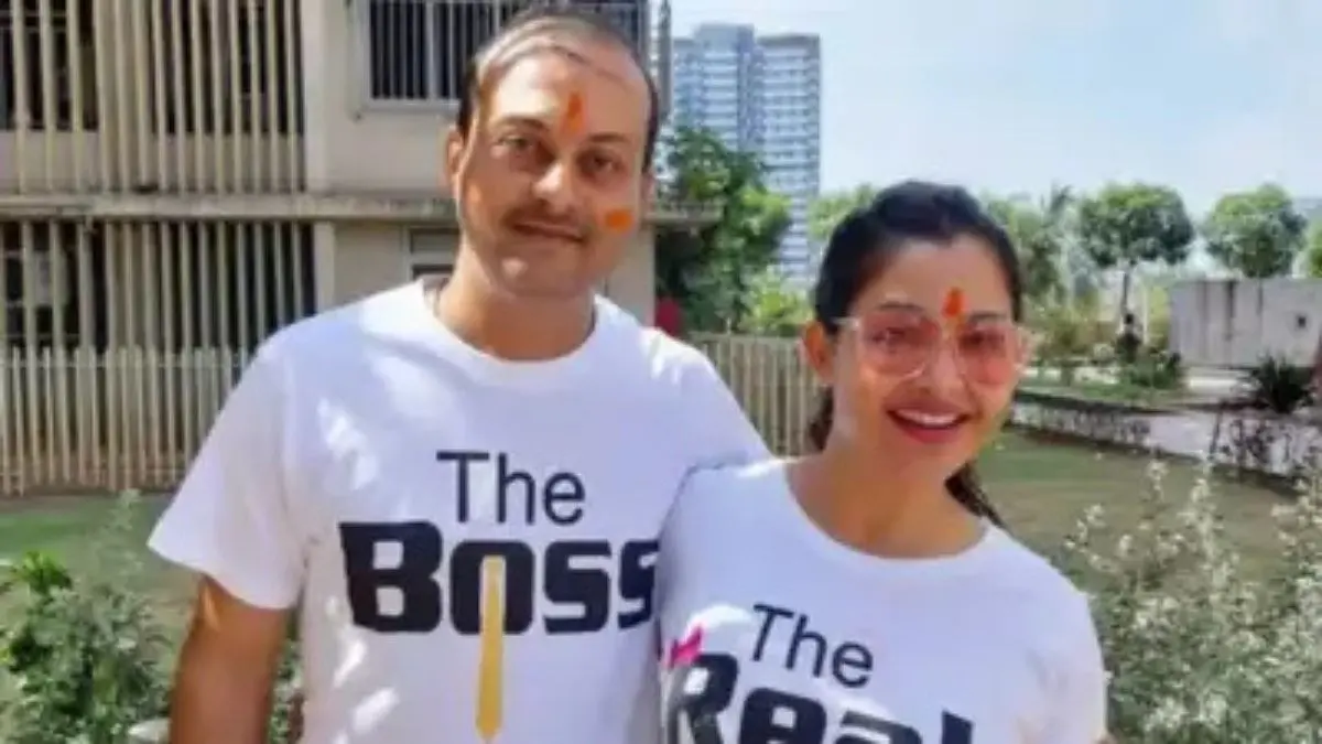 A file photo of Shubhangi Atre and her husband Piyush Poorey