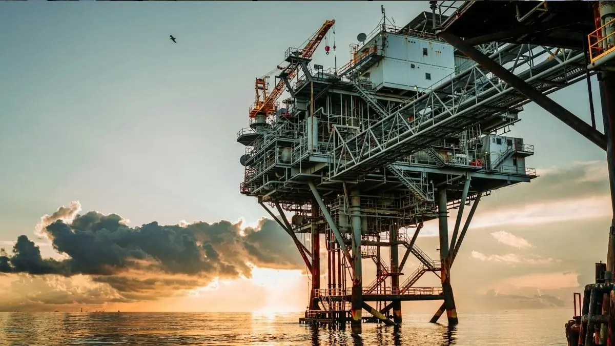 A major "natural gas reserve" was discovered 17 km off the Andaman coast at 2,650 m depth.