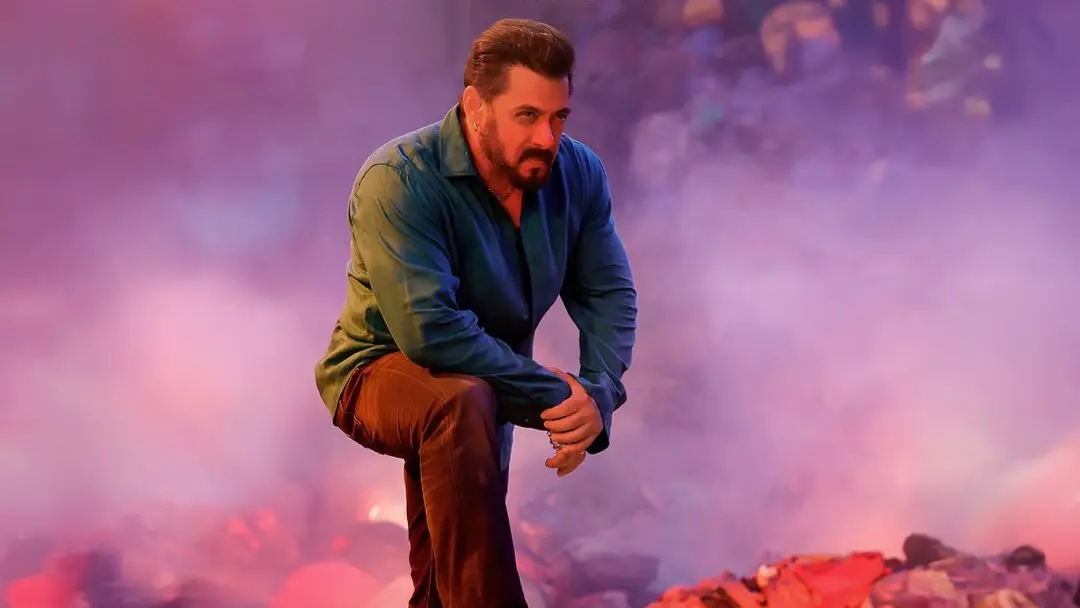 A poster of Sikandar.