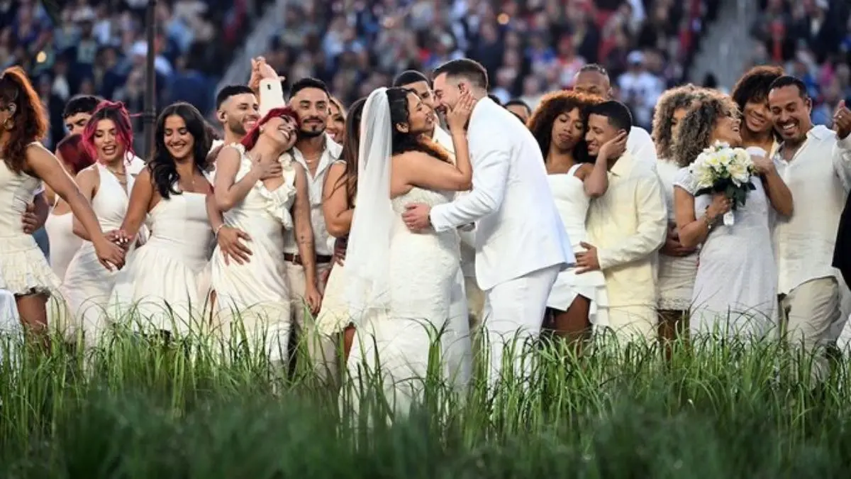 Viral Video: Couple Who Invited Bad Bunny To Their Wedding End Up Getting Married During His Super Bowl Halftime Show A Real Wedding Took Place During Bad Bunny’s Super Bowl Halftime Show