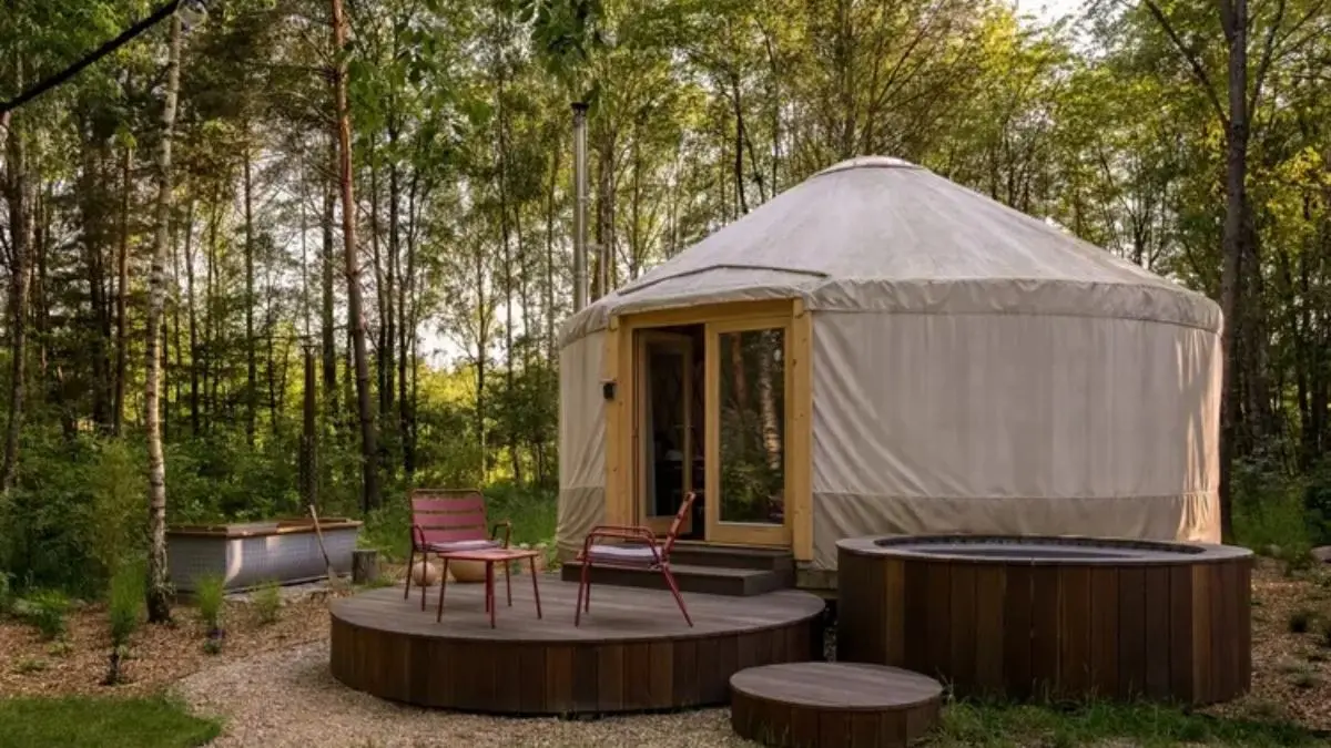 A representational photo of glamping