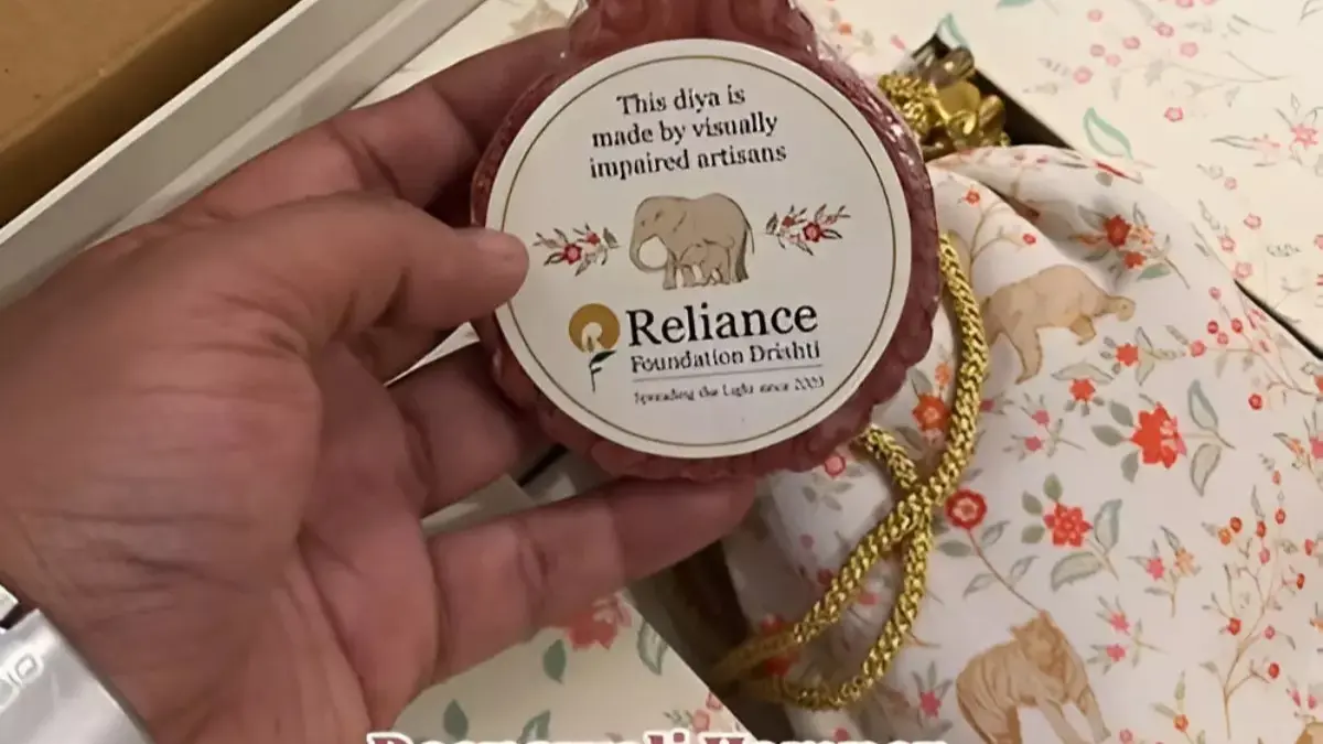 Reliance Foundation's Diwali Gift Delights Employees: Here's What the Hamper Contained A video of the Diwali gift hamper gifted by Reliance Foundation has gone viral on the internet.