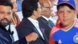 Young Fan IGNORED Rohit Sharma's Request For a FIST-BUMP, Ajinkya Rahane's Reaction is EPIC | WATCH VIDEO A young fan ignored Rohit Sharma's fist-bump request.