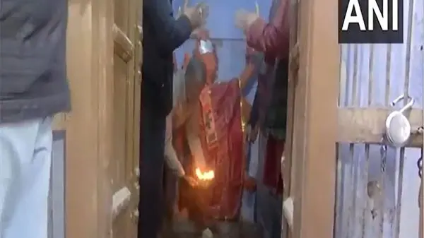 'Aarti' Performed at Reopened Ancient Temple in UP's Sambhal | WATCH Aaarti was performed on Sunday morning at the recently reopened Lord Shiva and Hanuman temple in Sambhal.