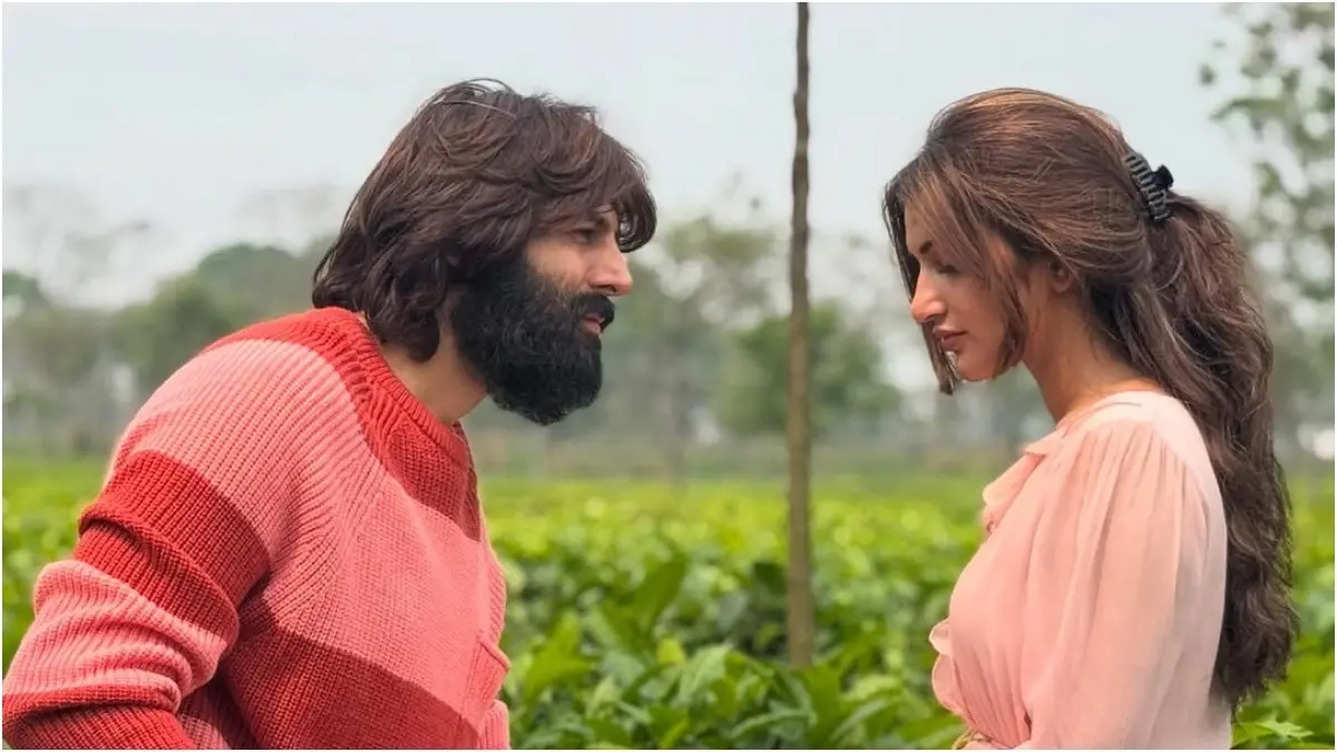 Sreeleela's Bollywood Debut Comes At A Cost, Actress Gets Paid 25 Times Less Than Kartik Aaryan For Aashiqui 3 Aashiqui 3 is the tentative title of Kartik Aaryan and Sreeleela's movie directed by Anurag Basu