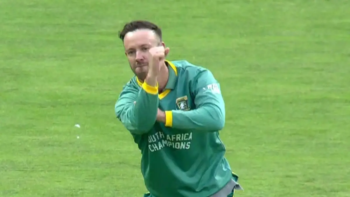 AB De Villiers runout