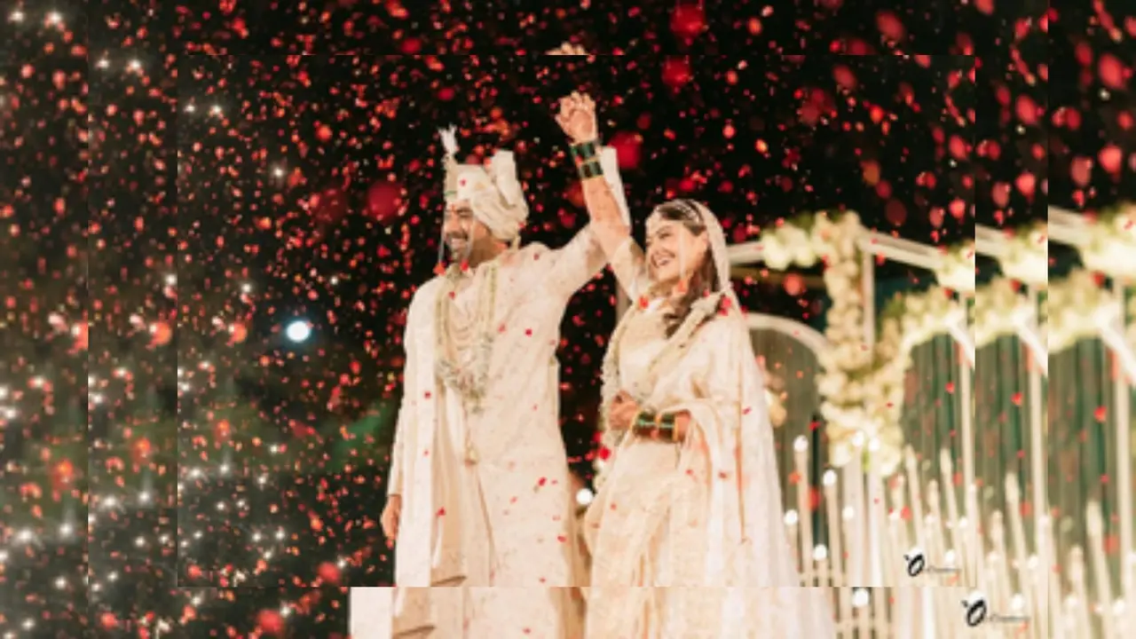 अभिनेत्री वैभवी शांडिल्य ने रचाई सिनेमैटोग्राफर हर्षवर्धन संग शादी