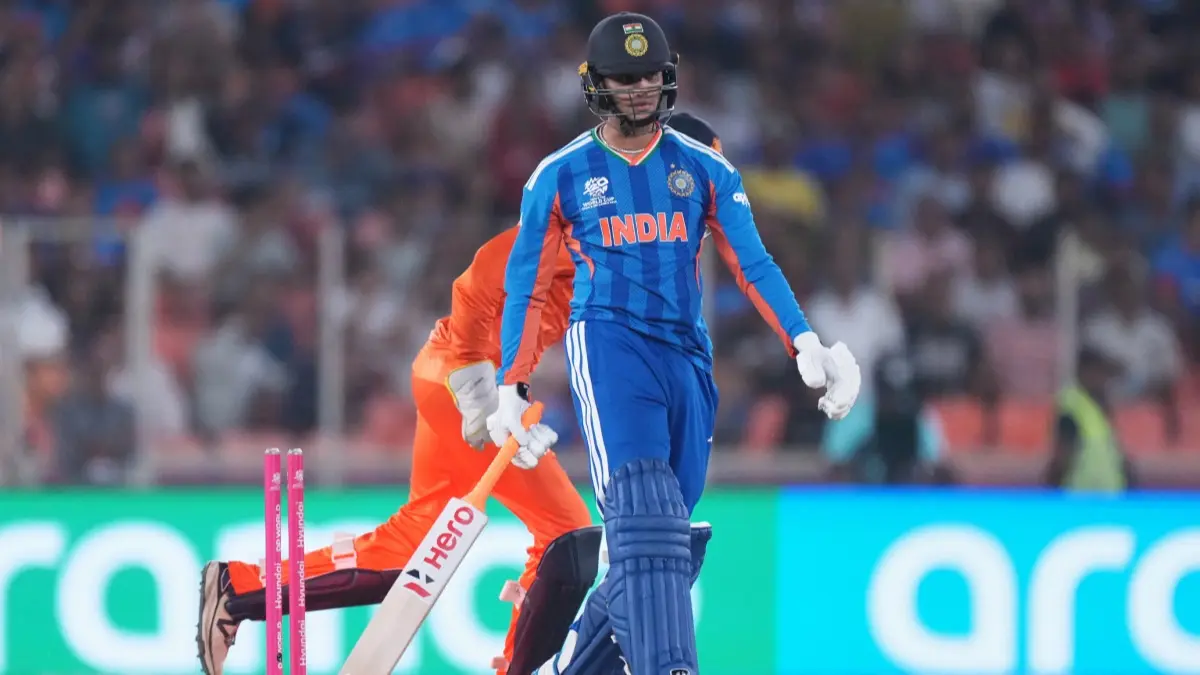 Abhishek Sharma Back in the Hut After Falling for Another Duck; India Opener Gets Trolled on Social Media Abhishek Sharma