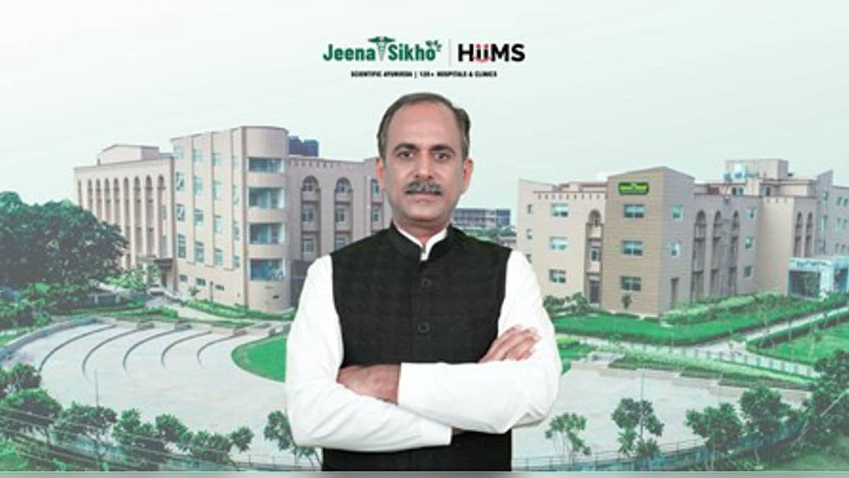Acharya Manish Ji: Learn to Live — Founder of HIIMS and Pioneer of the New Wave of Ayurveda in India
