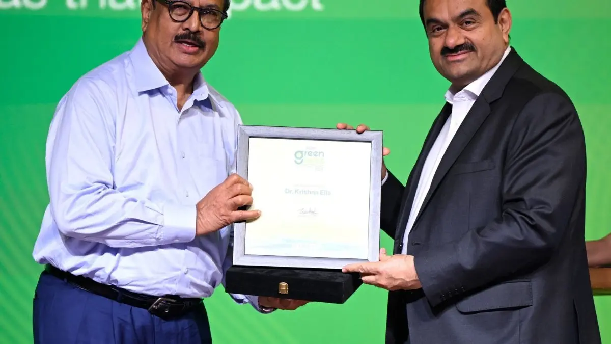 Adani Green Talks 2025: Gautam Adani Celebrates Social Innovators Driving India’s ‘Second Freedom Struggle Adani Green Talks 2025