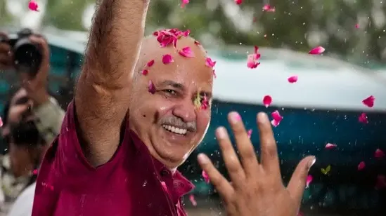 Can Manish Sisodia Become Delhi's Deputy Chief Minister Again? Know the Roadblocks After being released from jail, Manish Sisodia went out to see God