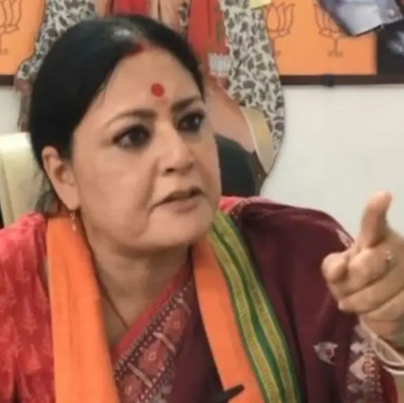 Agnimitra Paul, Mamata Banerjee 