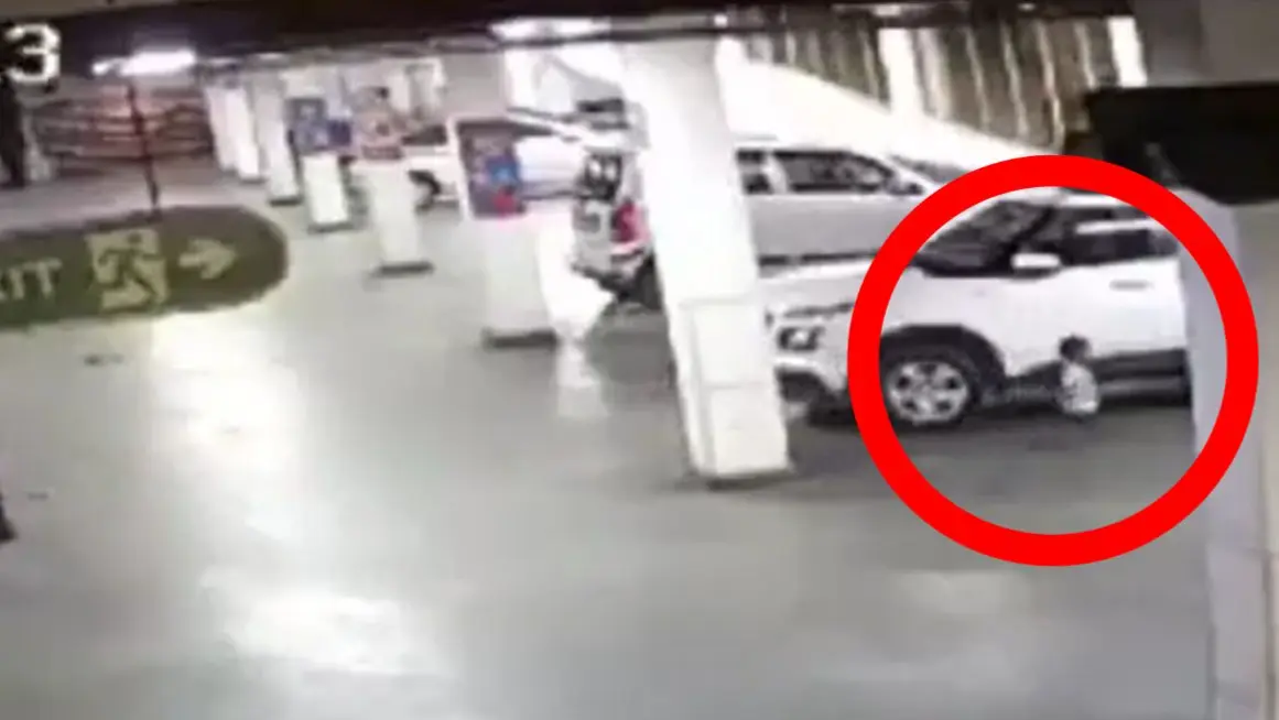 Agra Hit-and-Run: One-and-a-Half Year Old Girl Killed After Being Hit by Car in Mall Parking Lot Agra Hit-and-Run Case