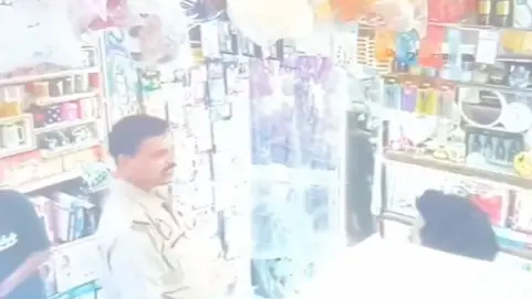 Agra Shocker: Cop Caught on CCTV Slapping Shopkeeper Repeatedly, Video Goes Viral