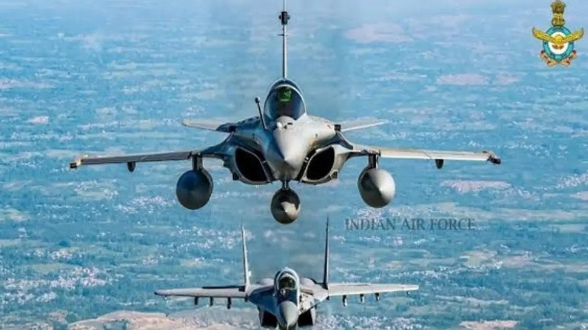 Ahead of French President Macron's Visit, Defence Ministry Likely to Discuss 114 Rafale Jet Deal Next Week Ahead of French President Macron's Visit, Defence Ministry Likely to Discuss 114 Rafale Jet Deal Next Week