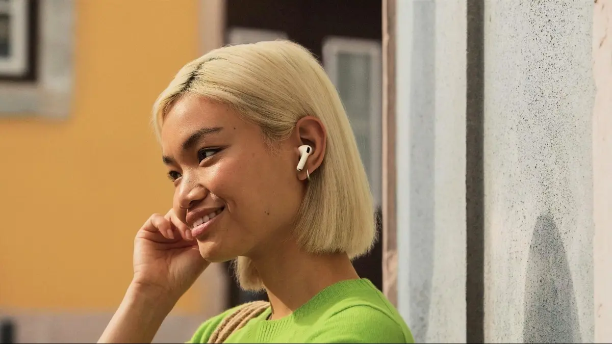 Google Brings Live Headphone Translation Feature on iPhones and Other iOS Devices Google Brings Live Headphone Translation Feature on iPhones and Other iOS Devices