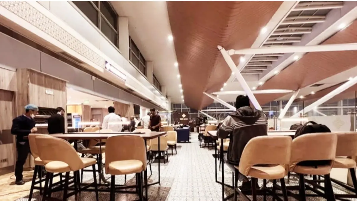 Airport Lounge War Explodes! ICICI, Axis Bank Ditch DreamFolks After Shocking Disruption—Is This the End? Airport Lounge