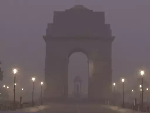 Monitor the Air: Best Apps to Check Real-Time AQI in India AQI 805: Air Delhiites Breathing Now Is Equivalent to Smoking 49 Cigarettes A Day