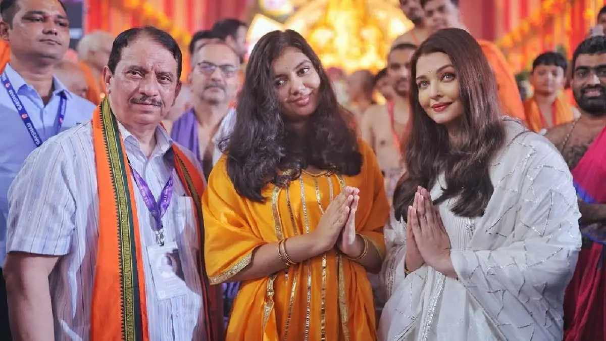 Aishwarya Rai Bachchan and Aaradhya Bachchan