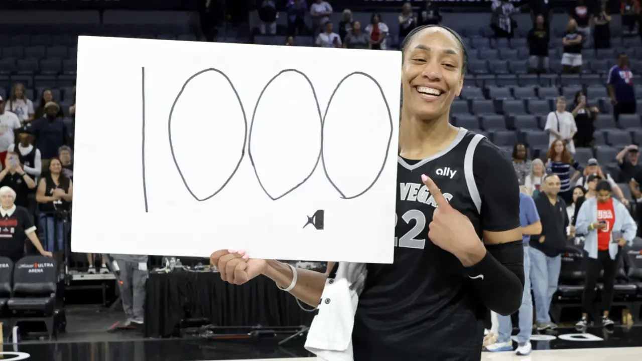 A’ja Wilson reaches 1,000 points becoming first WNBA player to do it in a season as Aces top Sun Aja Wilson