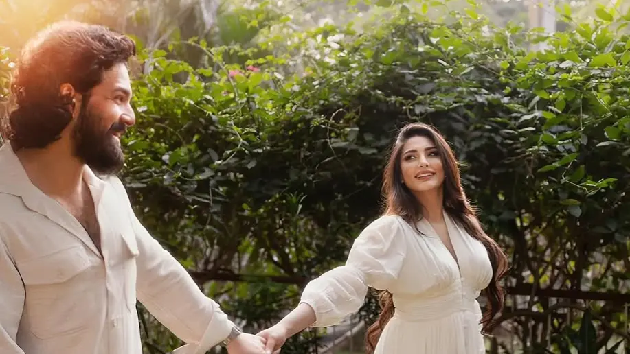 Interfaith Relationship Or Age Gap? Why Akhil Turned Off Comments In Zainab Ravdjee Engagement Post Akhil Akkineni and Zainab Ravdjee announced their enagagement on November 26