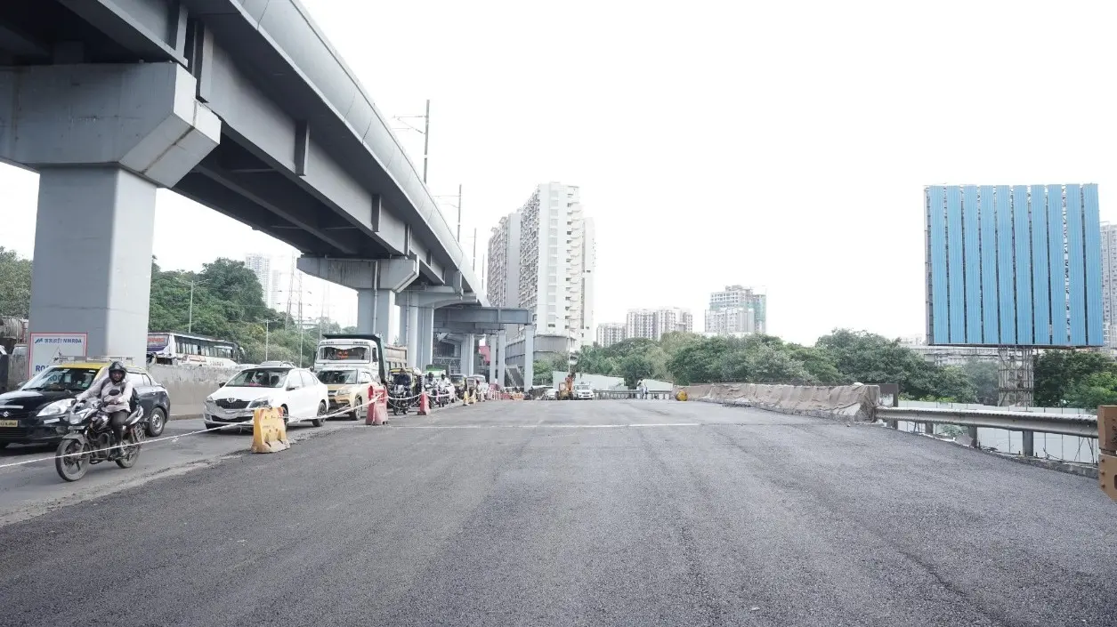 Good News for Mumbai Motorists! Akurli Subway Work at Kandivali on Western Express Highway Nears End Akurla subway work