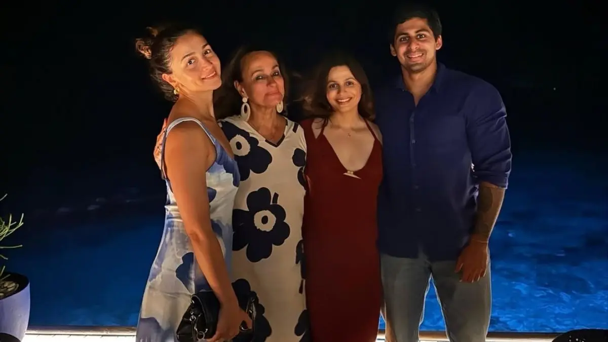 Alia Bhatt holidays with family.