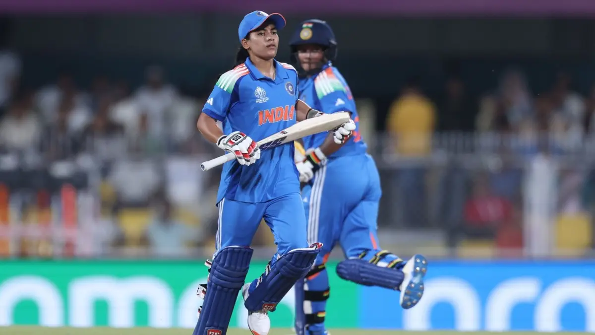Women World Cup: पहले मैच में ही टूटने वाला था भारत का दिल, 8वें नंबर पर बैटिंग कर इस खिलाड़ी ने बनाया बड़ा रिकॉर्ड amanjot kaur creates history Deepti sharma shines as IND W beat SL W women world cup 2025