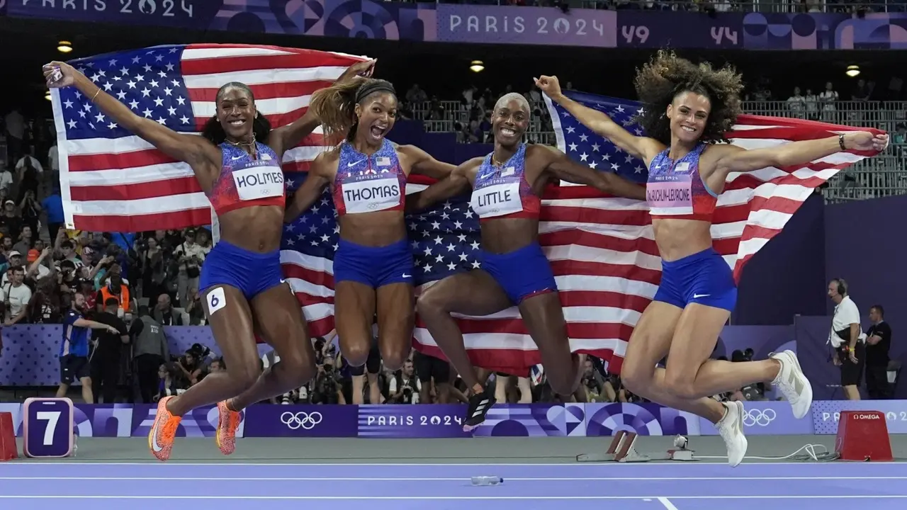 American relay teams win 2 golds in the last events of a dominant Olympic track meet for the US American Relay Team
