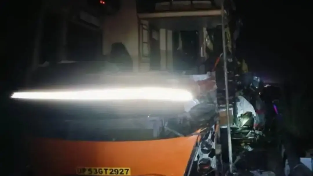 amethi purvanchal expressway accident