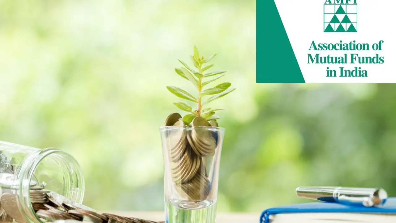 AMFI Signs a MoU with AMII