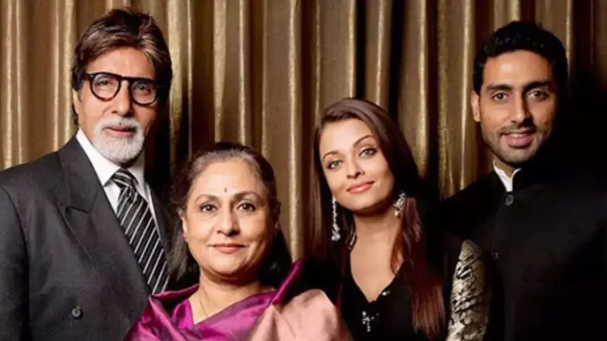 Amitabh Bachchan with his family