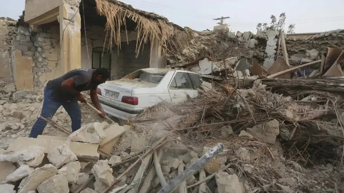 Earthquake: अमेरिका से टेंशन के बीच अचानक कांपी ईरान की धरती, हमले के साये के बीच आया भूकंप; जानिए कितनी थी तीव्रता An earthquake hit Iran