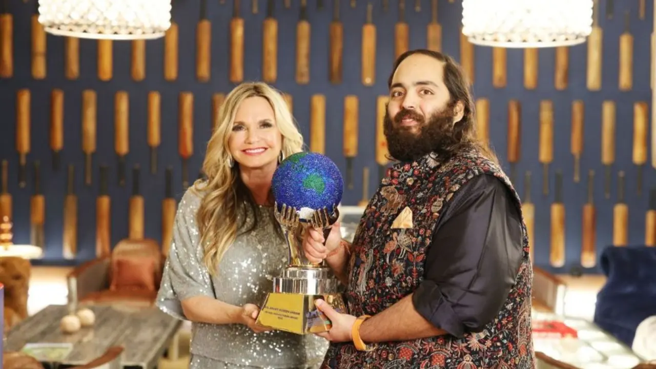 Anant Ambani receives the Global Humanitarian Award for leadership in wildlife conservation