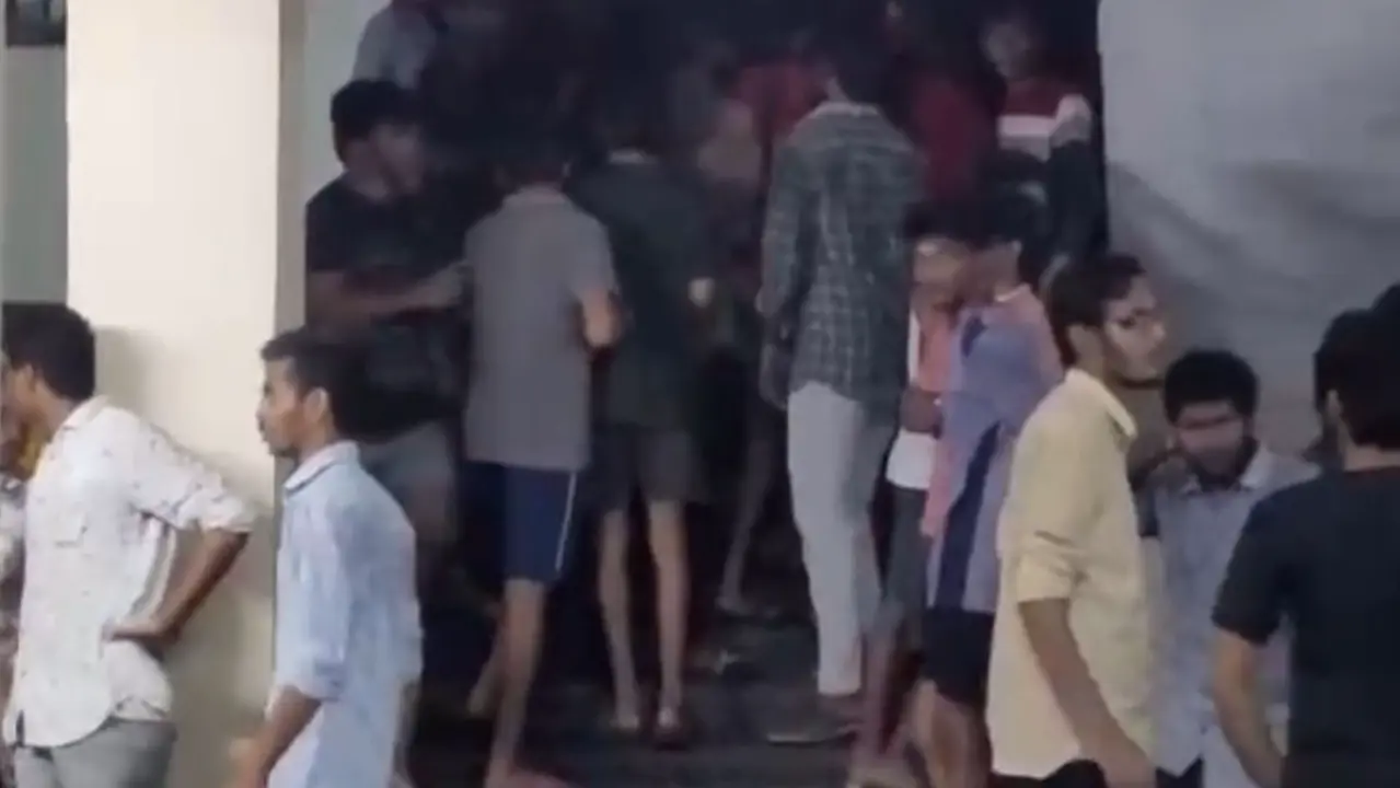 Andhra College Shocker: Hidden Cameras Found in Girls Hostel Washrooms, Students Stage Protest Andhra College Shocker