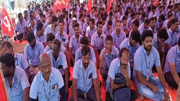 Samsung Workers Call Off Strike, to Return to Work: TN Govt Samsung workers call off strike, to return to work: TN govt
