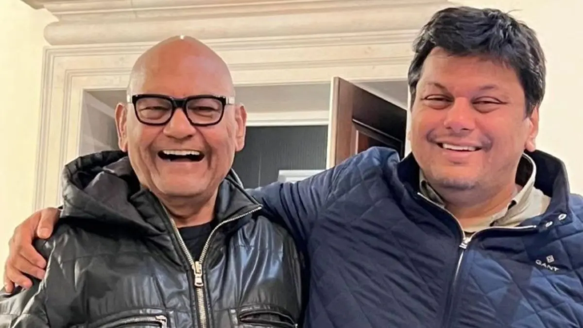 Anil Agarwal with his son Agnivesh Agarwal