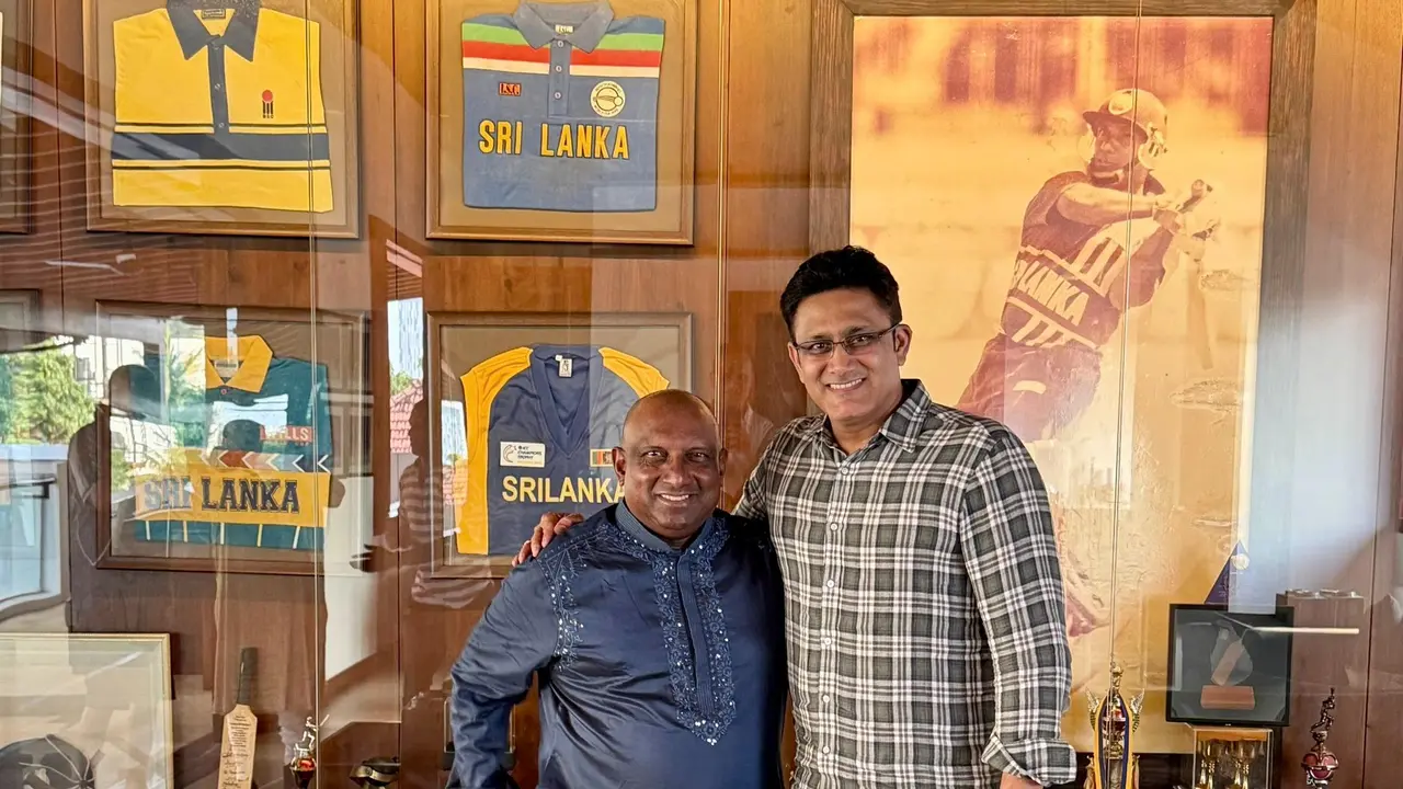 'What A Player': Anil Kumble Meets 1996 World Cup Winner Aravinda de Silva, Shares Meeting On Social Media Anil Kumble and Aravinda de Silva
