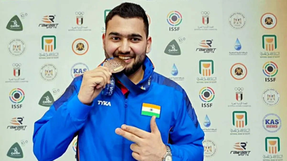 Anish Bhanwala Clinches Bronze Medal in Rapid-Fire Pistol at Asian Rifle/Pistol Championship Anish Bhanwala