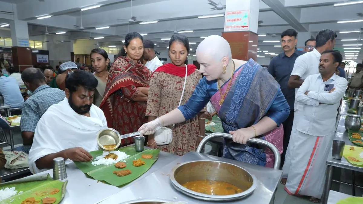 Pawan Kalyan’s Wife Anna Lezhneva Donates ₹17 Lakh, Serves Anna Prasadam At Tirupati Amid Son’s Recovery After Fire Accident Anna Serves Food to Devotees