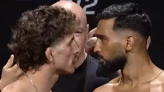 Anshul Jubli vs Quillan Salkilld