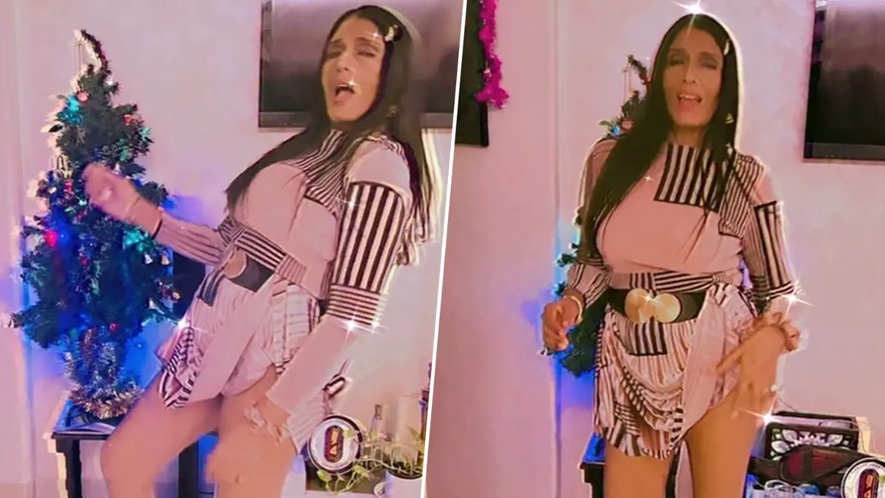 Aashiqui Actress Anu Aggarwal Brutally Trolled For 'Cheap, Vulgar' Dance On New Year's Eve, Video Goes Viral Anu Aggarwal trolled for her New Year's celebration